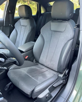 Audi A4 cena 195100 przebieg: 4000, rok produkcji 2024 z Bełżyce małe 211